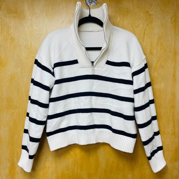Sweaters - Striped black and cream white cropped quarter zip turtle neck sweater size XL